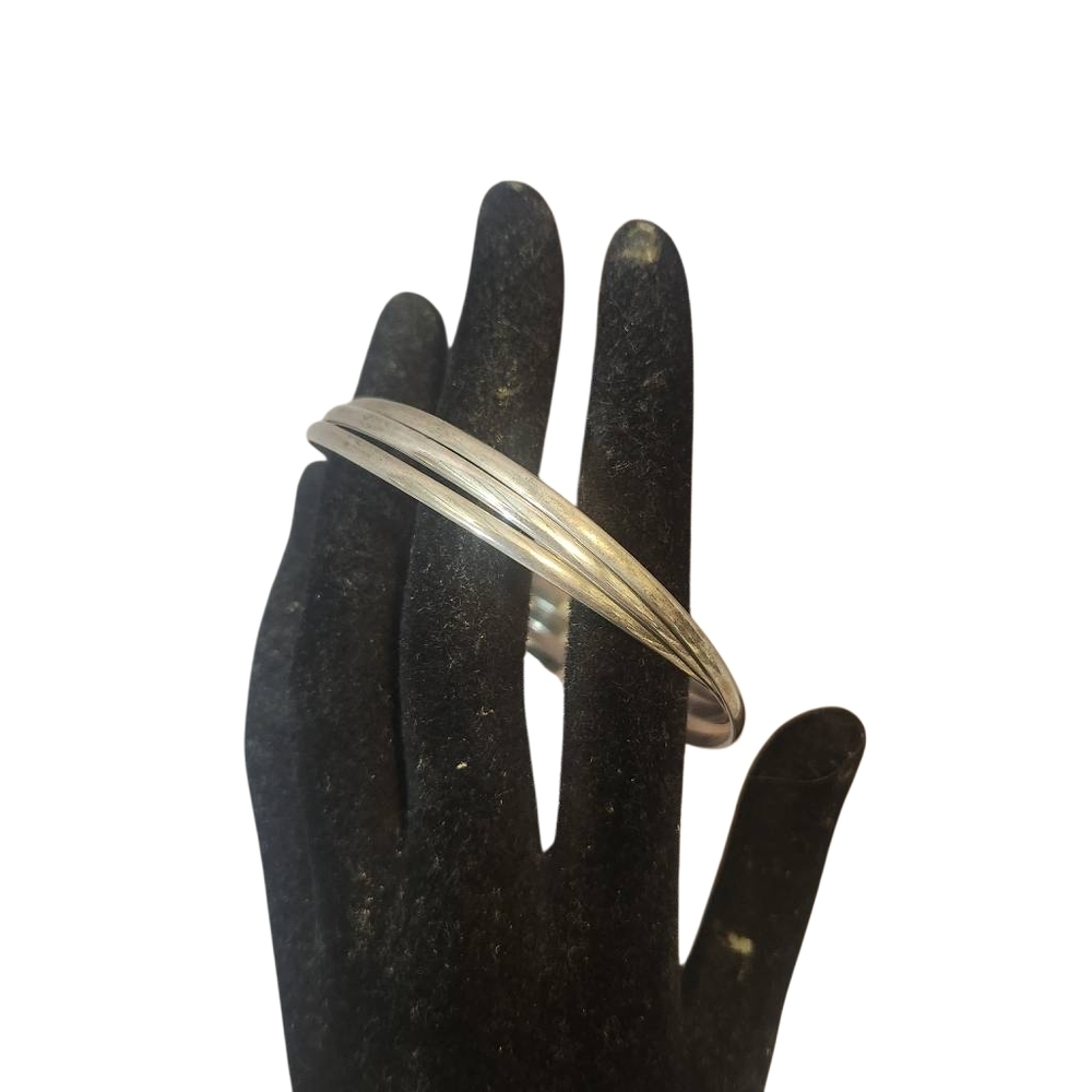 Elegant Silver-Tone‎ Twisted Bangle Bracelet